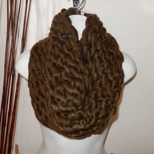 Chunky Chained Cable Knitted Infinity Scarf